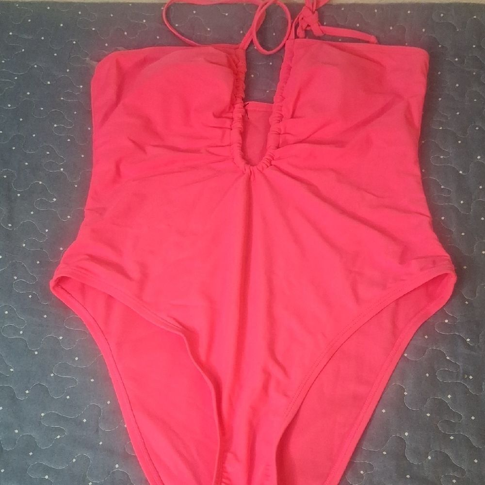 No Boundaries Vibrant Pink One Piece Bathing Suit size large